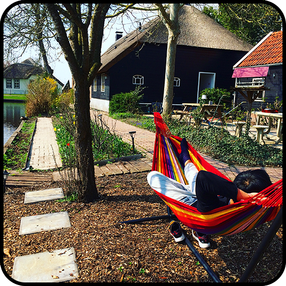 Relaxing in Giethoorn